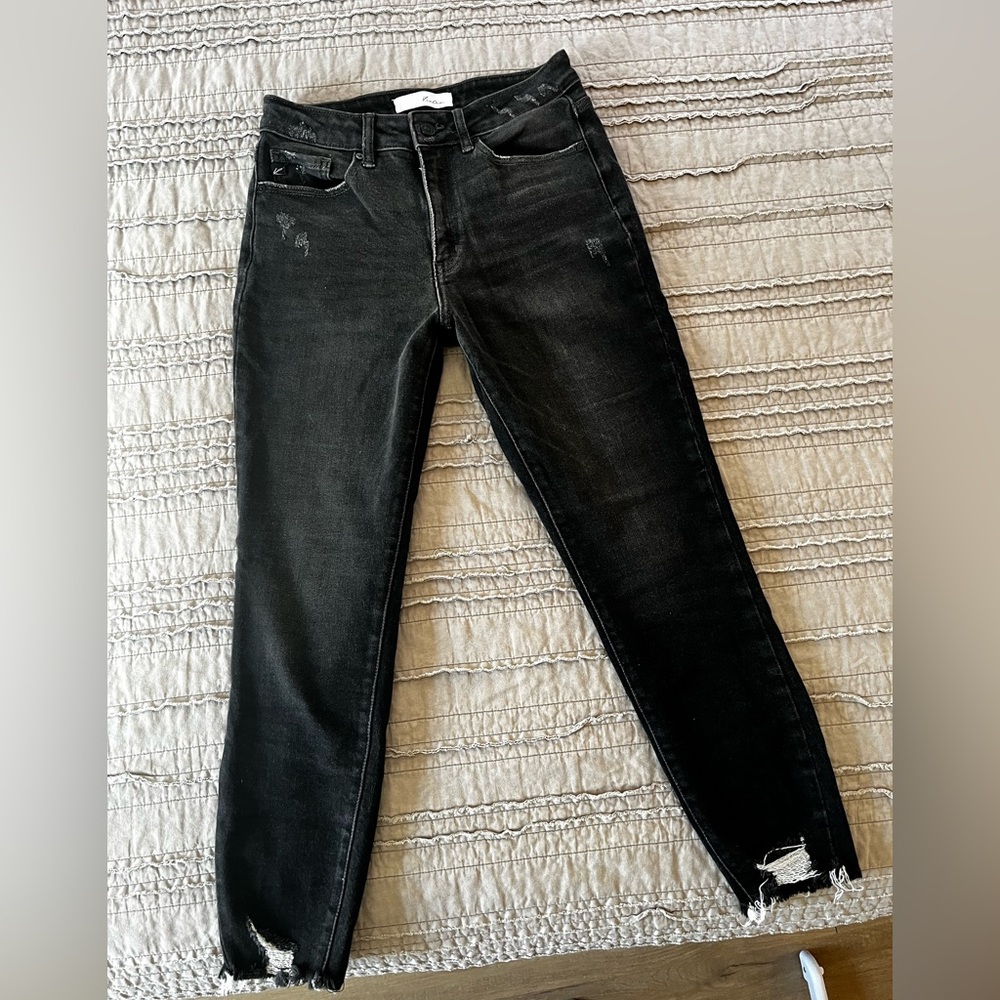 Women's Black Distressed Jeans